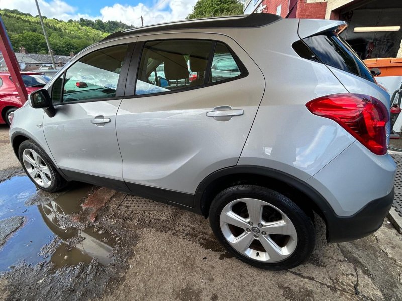 VAUXHALL MOKKA
