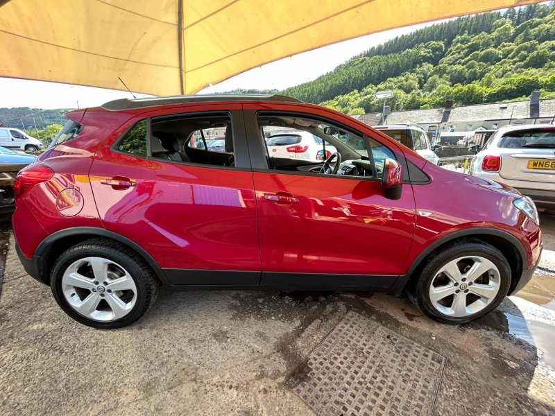 VAUXHALL MOKKA
