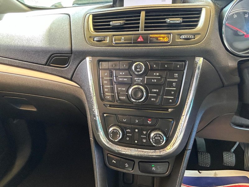 VAUXHALL MOKKA