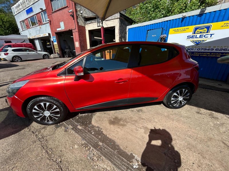 RENAULT CLIO