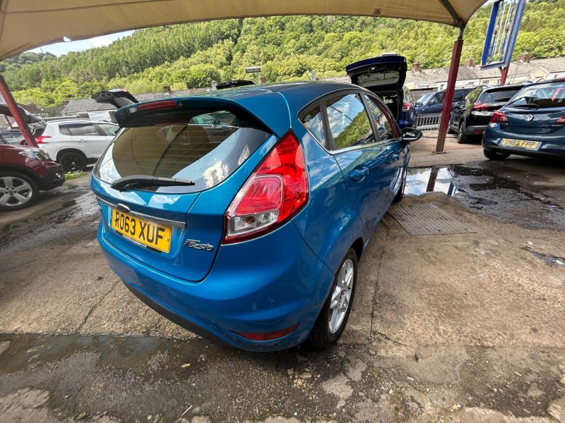FORD FIESTA