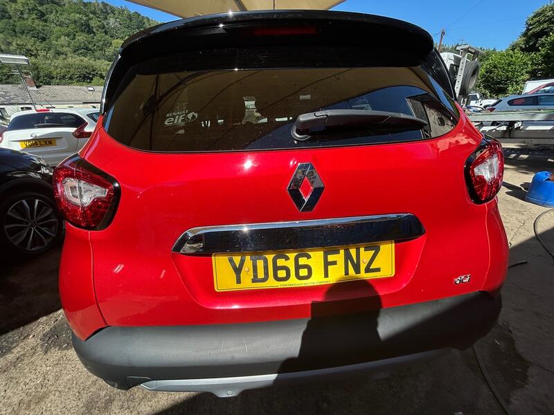 RENAULT CAPTUR