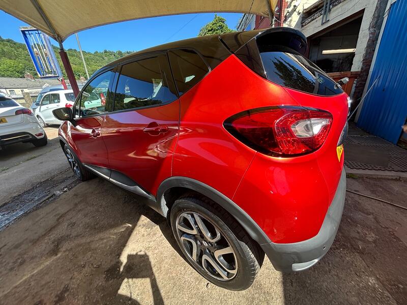 RENAULT CAPTUR