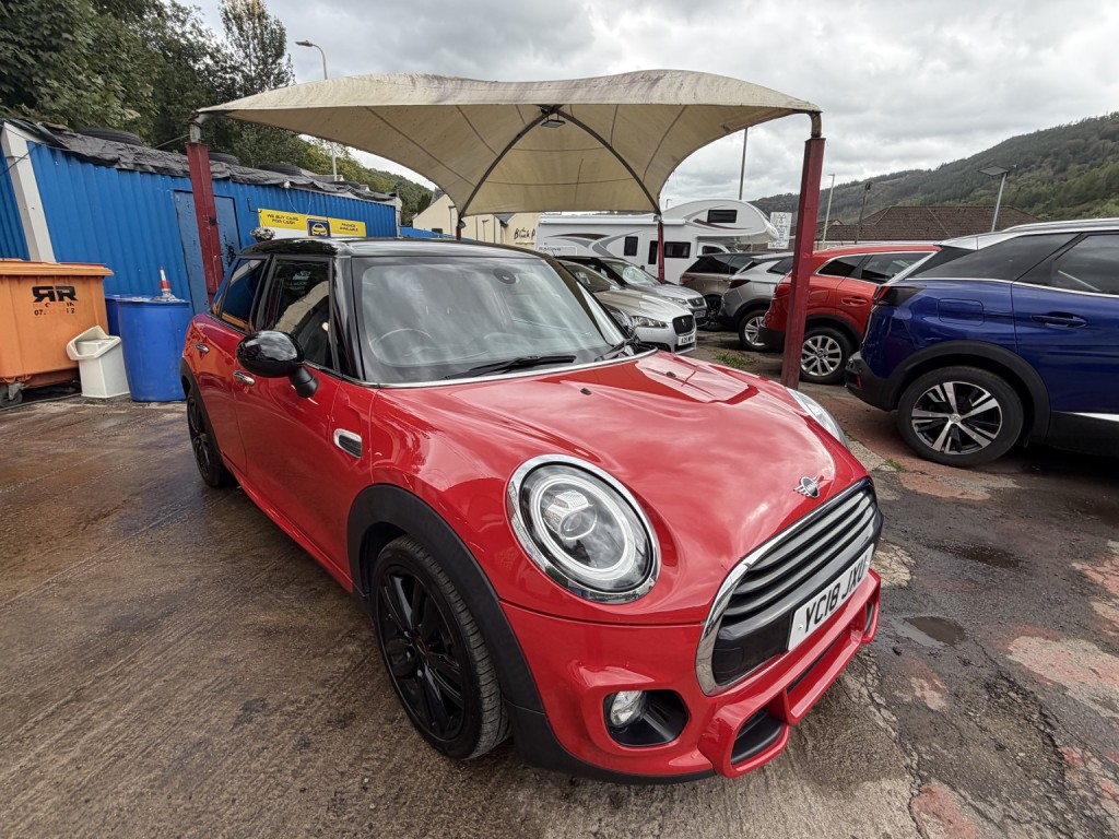 2018 MINI Hatch